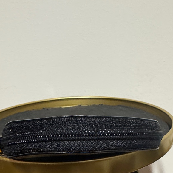 Gucci Black Leather Coin Holder - Picture 3 of 5